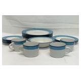 Newcor dinner ware 4 tea cups and saucer2 side