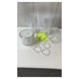 13 plastic party supplies 7 pitchers 1/2 gallon,
