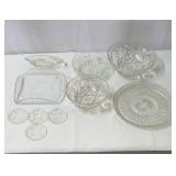 Assorted glassware.