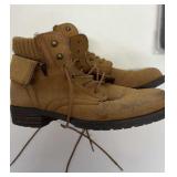 Chiavrie woman's high top shoes/ boots size US 11