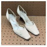 Size 8.5 heels