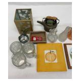 Random lot of assorted items.