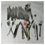 Mixed Silverware Lot