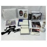 WEDDING AND ANNIVERSARY ITEMS