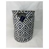 Nautica Jumbo Hamper - Has tags