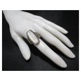 Silver ring w/ Stone