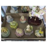 Heritage House Music Boxes & Musical Carousel