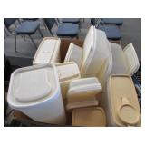 Food Storage Containers - Rubbermaid