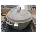 Wagner Cast Iron #8 Roaster w/Lid