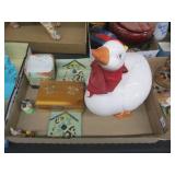 White Goose D©cor, Wood Box, Figurines