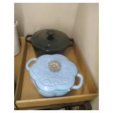 Enameled Cast Iron Pot w/Lid