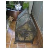 Brown Metal Frame Terrarium