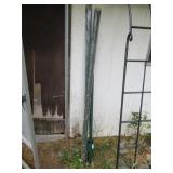 Garden Stakes & Two T Posts