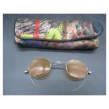 Sunglasses w/ Case