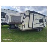 '15 Forest River Rockwood 21' Bumper Pull Camper
