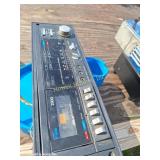 (4) Plastic Party Trays, Elec Trailer Radio (All)