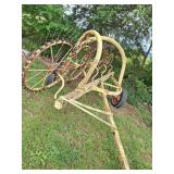 Yellow Darf 5-Wheel Pull Rake