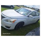 '15 Nissan Altima 4Dr. Sedan 4cyl/AT 183k Miles