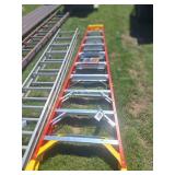 Werner 10' Fiberglass Stepladder