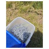 Tub T Post Clips