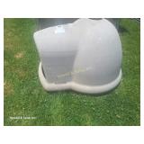 Small Igloo Dog House