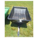Craftsman Plastic Yark Dump Cart