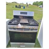 GE 4-Burner LP Gas Kitchen Range