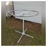 ADJUSTABLE HEIGHT RETAIL ROUND TOP CLOTHING RACK