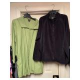 2 LADIES SIZE 1XL JACKETS - VERSION ZIP FRONT FLEECE JACKET & EILEEN FISHER ZIP FRONT 3/4 RAIN JACKET - UP MASTER BED