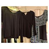 5 LADIES MEDIUM TOPS & 4 MEDIUM LADIES DRESSES (3 NEW W/ TAGS) - UP BED 2 CLOSET