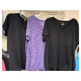 LADIES ATHLETIC WEAR - 6 TOPS (SIZE 1XL- 2 NEW W/ TAG) - UP MASTER CLOSET 2