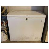 OLDER MODEL GE CHEST FREEZER (WORKS) WITH ALL CONTENTS 37" LONG X 20" DEEP X 33" TALL ***SPECIAL PICKUP INSTRUCTIONS - GARAGE