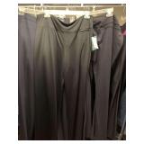 5 PAIR LADIES BLACK PANTS (SIZE S-2XL) SOME NEW W/ TAGS - UP BED 1 CLOSET