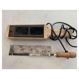 BLACK RAY ELECTRIC LAMP & VINTAGE JACK DOVETAIL SAW - GARAGE