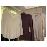 LADIES TOPS - 8 SIZE LARGE & 1 SIZE LARGE DRESS (2 NEW W/ TAGS) - UP BED 2 CLOSET