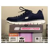 NEW SKECHERS NAVY TENNIS SHOES SIZE 9 1/2 - UP MASTER CLOSET 2