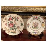 VINTAGE WEDGEWOOD BREAD/BUTTER PLATE "CHARNWOOD" 6" ROUND W/ STAND & VINTAGE SPODE BREAD/BUTTER PLATE "OLD BOW" 5 3/4" ROUND W/ STAND - DINING ROOM