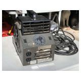 ELECTRIC POWER CAT BLOWER/LIGHT/ELECTRIC - GARAGE