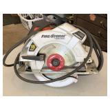 FIRESTORM 15 AMP LASER CIRCULAR SAW - GARAGE CLOSET