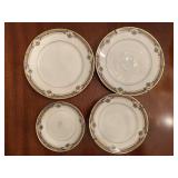 VINTAGE ROBERT HAVILAND "HORRO4" BLUE/TAN - 2 LUNCHEON PLATES, BREAD/BUTTER PLATE, BERRY BOWL (SOME HAVE SMALL CHIPS) - DINING ROOM