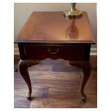 VINTAGE QUEEN ANNE STYLE MAHOGANY SIDE TABLE WITH 1 DRAWER (EXCELLENT CONDITION) 22" WIDE X 26 1/2" DEEP X 24" TALL **DOES NOT INCLUDE CONTENTS IN/ON TOP - SPECIAL PICKUP INSTRUCTIONS - LIVING ROOM