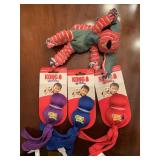 4 KONG DOG TOYS (3 NEW) - FOYER