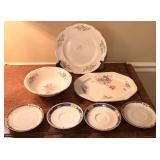 LOT TO INCLUDE VINTAGE PLATTERS, PLATES & SAUCERS - DEN