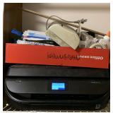 OFFICE LOT TO INCLUDE HP OFFICEJET 5255 PRINTER & BOX OF ASSORTED SUPPLIES - LAUNDRY