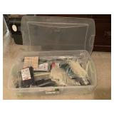 50 QT ROLLING PLASTIC STORAGE CONTAINER WITH LID FULL OF ALL SIZE ZIP TIES - UP MASTER BED
