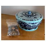 UNSEARCHED PENNIES IN VINTAGE TIN - CHECKOUT