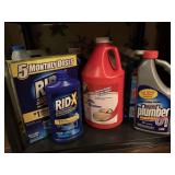 SHELF LOT OF ASSORTED CLEANING PRODUCTS - DINETTE