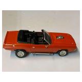 Model replica of a Dodge Challenger convertible, see pictures for details.