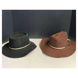 Men’s hats, two pieces, see pictures for details.