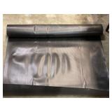 Ribbed black matting, see pictures for details.